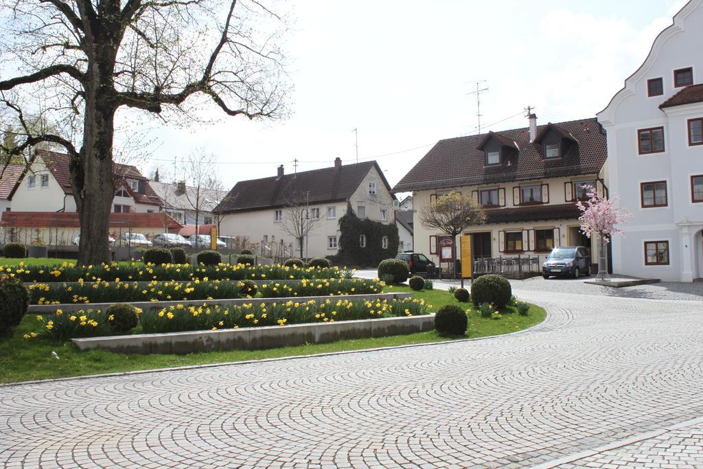 Rot an der Rot Gasthaus Und Pension Zur Linde מראה חיצוני תמונה