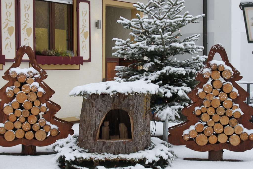 Rot an der Rot Gasthaus Und Pension Zur Linde מראה חיצוני תמונה
