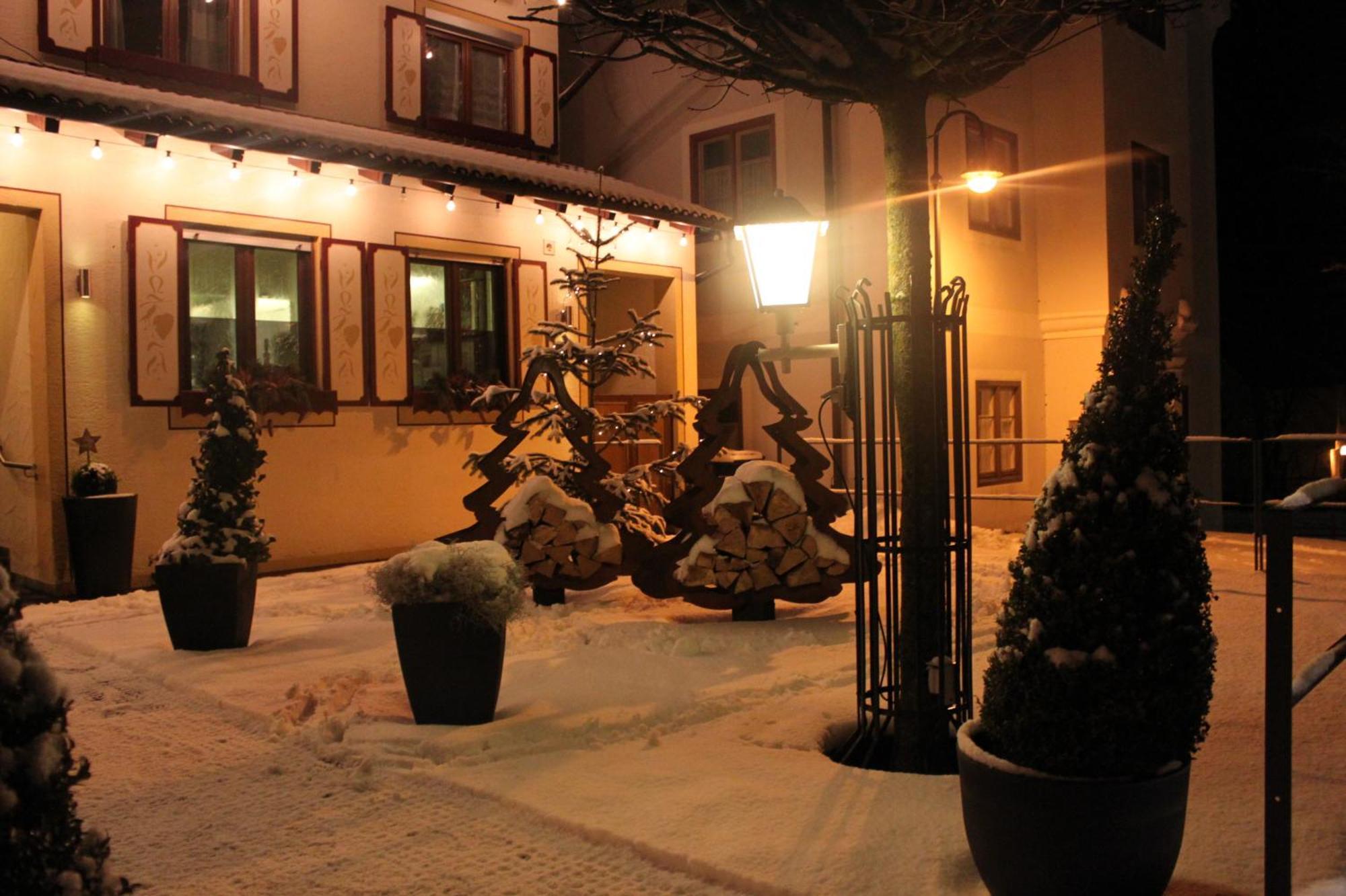 Rot an der Rot Gasthaus Und Pension Zur Linde מראה חיצוני תמונה