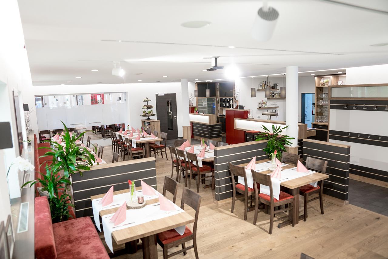 Rot an der Rot Gasthaus Und Pension Zur Linde מראה חיצוני תמונה